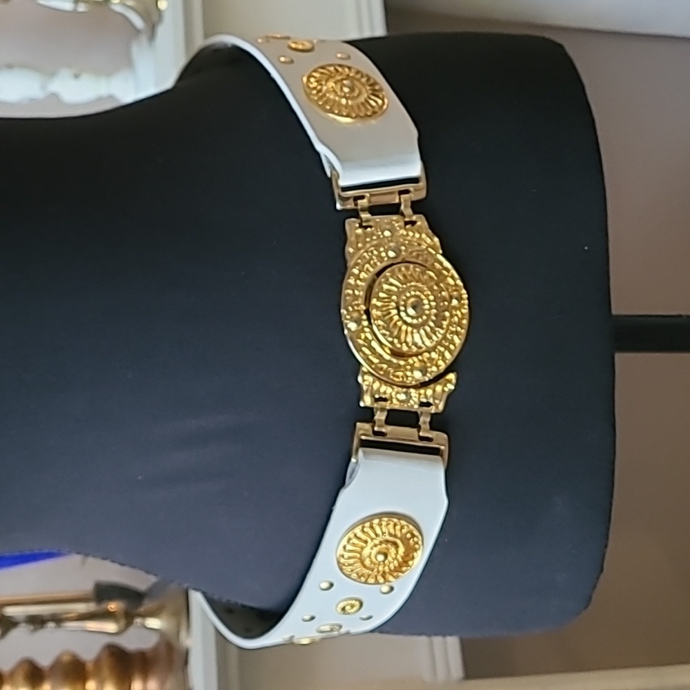 * Vintage Linea Pelle Leather Belt